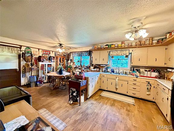 2nd image of 670 County Road 4220