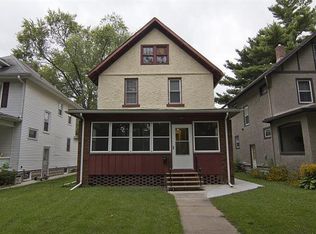 2105 14th St, Moline, IL 61265