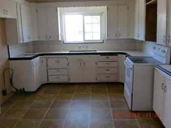 3rd image of 1224 Eastridge Pl