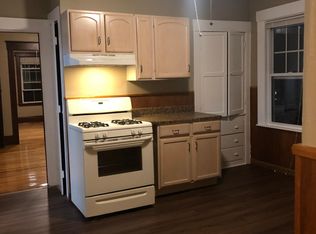 8 Clarence St #2, Worcester, MA 01605