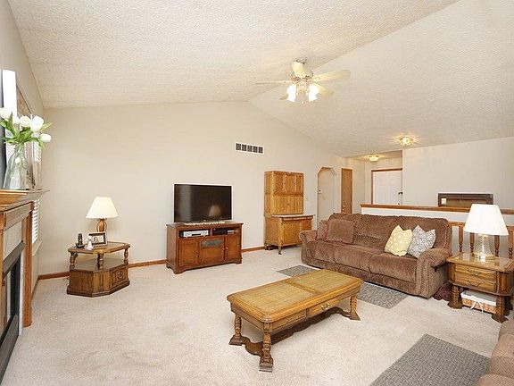 5th image of 3628 Connor Ct