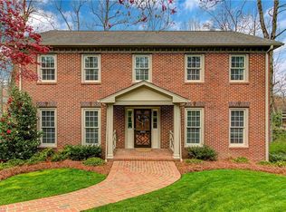 1601 Foxhollow Rd, Greensboro, NC 27410