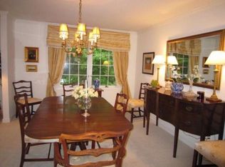 25 Dorset Cir, Caldwell, NJ 07006