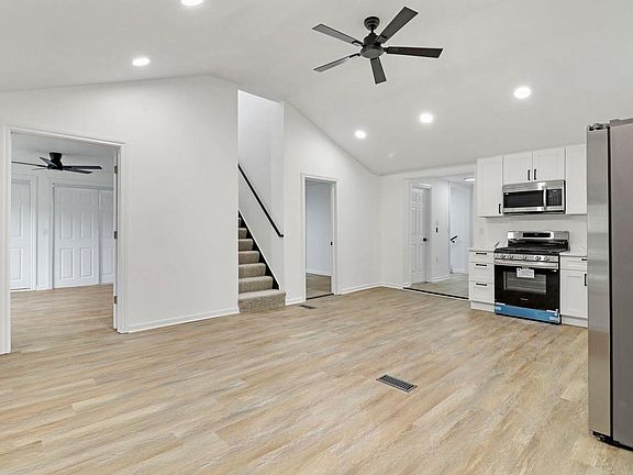 5th image of 1236 Grand AVENUE