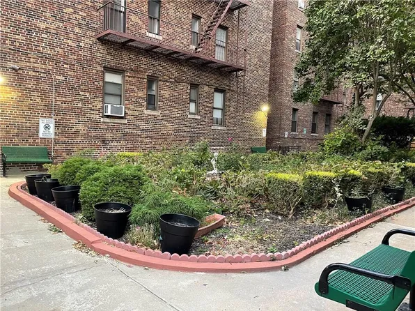 2922 Barnes Avenue #1D, Bronx, NY 10467
