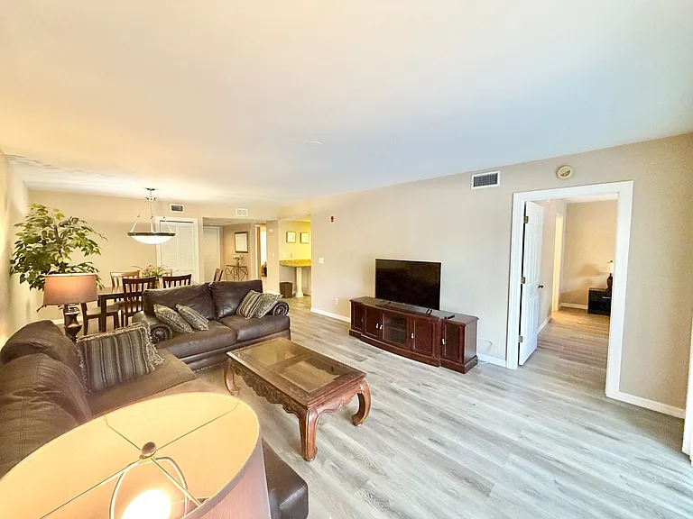 509 Roma Ct #107 — Photo 11
