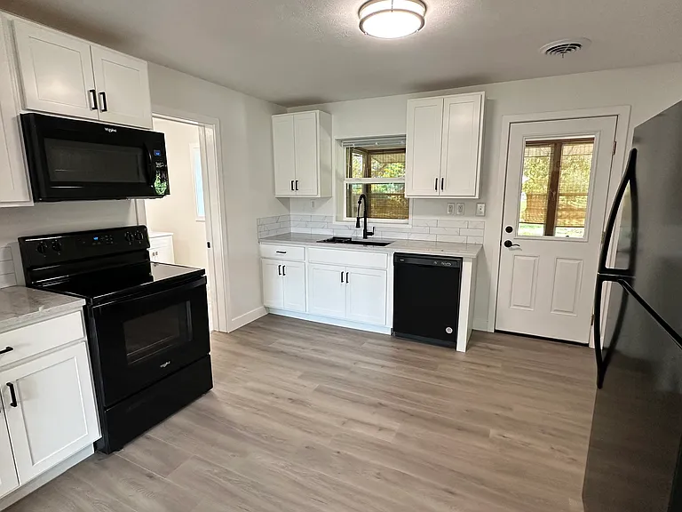 53445 Hickory Rd — Photo 15