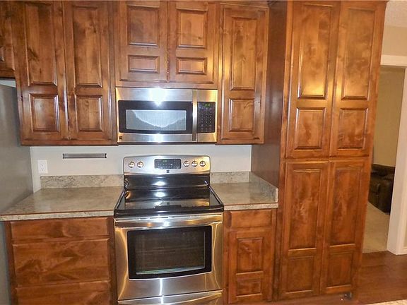 5th image of 2700 W Frey St