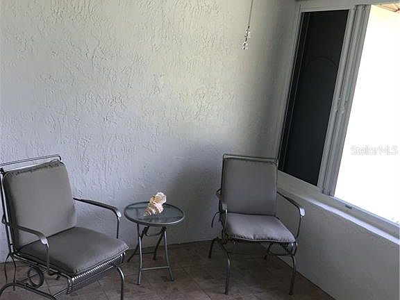 4th image of 5440 Silent Brook Dr