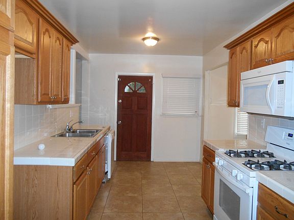 2nd image of 2111 W 94th Pl
