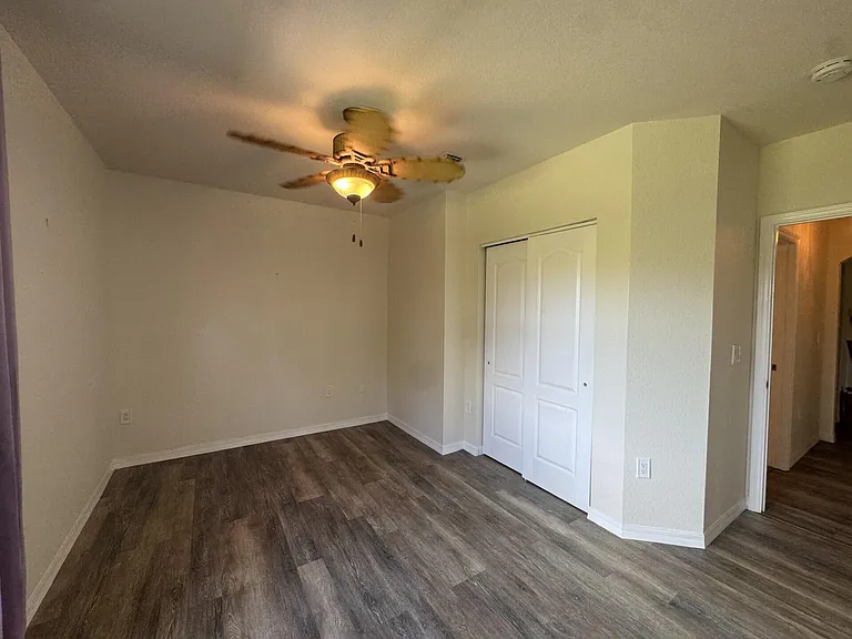122 SW Peacock Blvd #12-202 — Photo 9