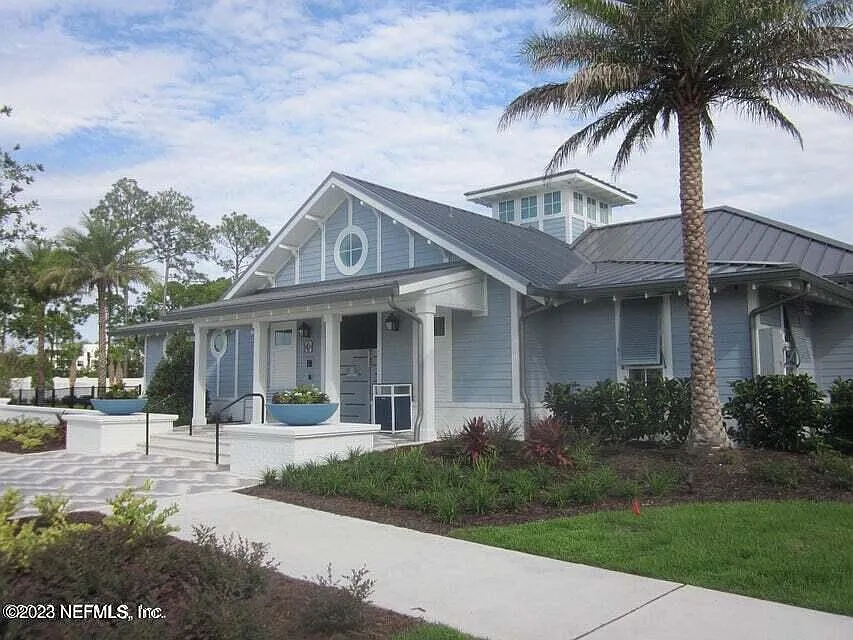 3 bed, 2.5 bath, 1589 sqft, $2,850 — Photo 3