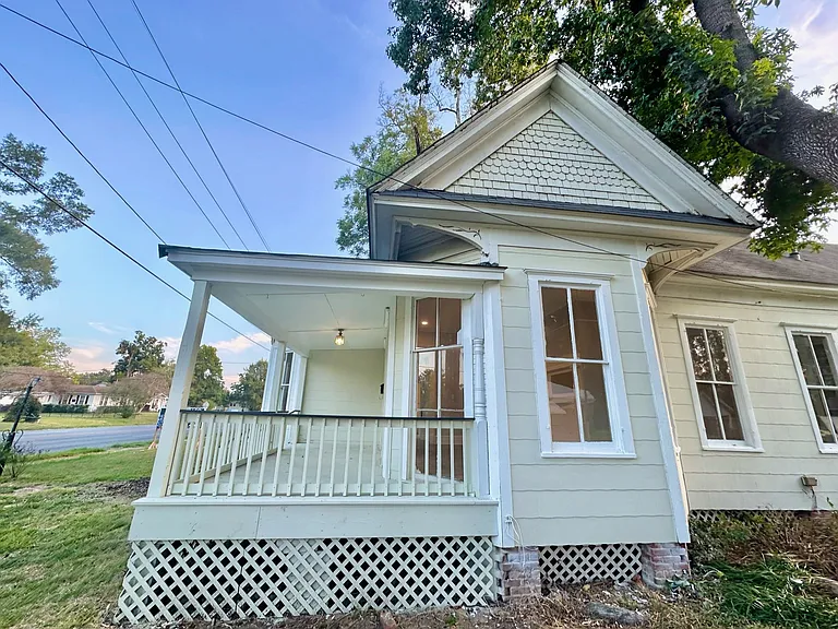 802 Main St — Photo 33