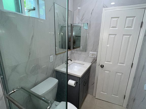 3rd image of 10304 Weaver St