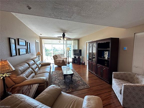4th image of 22748 Island Pines WAY #302