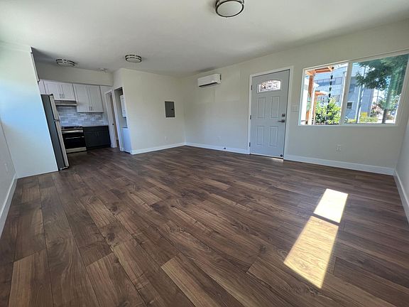 4th image of 2819 La Cienega Ave