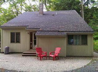 6 Dartmouth Pl, Grantham, NH 03753