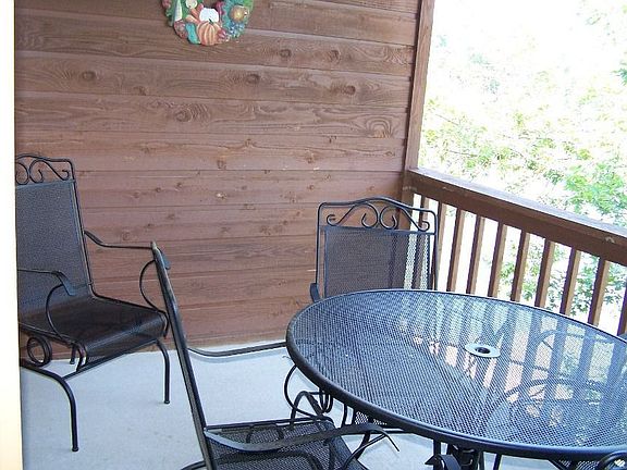 4th image of 71 Dogwood Park Trl