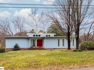 136 Shannon Lake Cir, Greenville, SC 29615