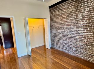1423 119th St #2B, Whiting, IN 46394