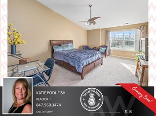 1027 N South Elgin Blvd #9, South Elgin, IL 60177