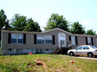 99 The Pines Rd, Cleveland, GA 30528