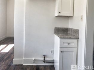 520 E 17th St #520, Long Beach, CA 90813