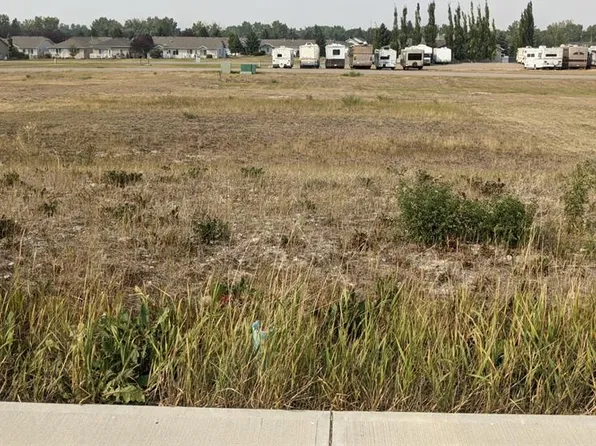 622 Whispering Greens Ave, Vulcan, AB T0L 2B0