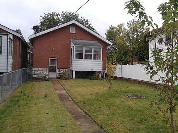 4th image of 4867 Goethe Ave