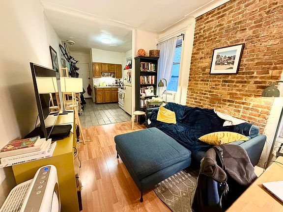 2nd image of 373 5th Ave #7