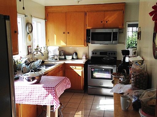 4th image of 1633 E San Fernando St