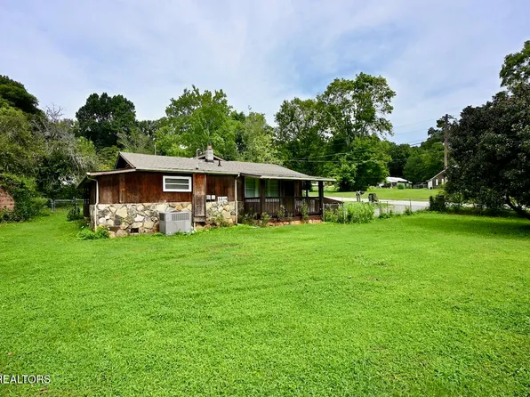 2204 Mentor Rd, Louisville, TN 37777