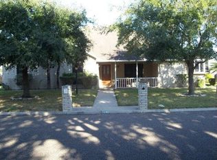 2305 Wimbledon Dr, Weslaco, TX 78596