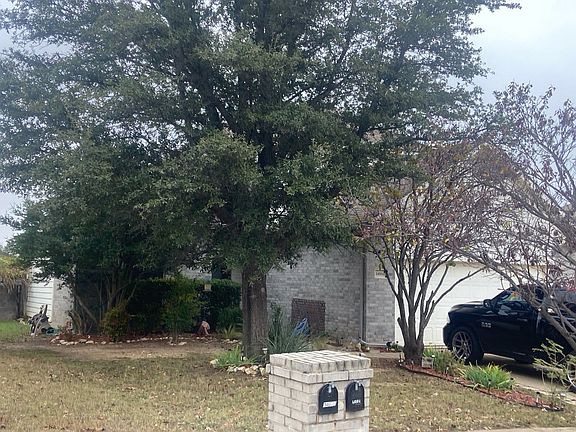 3rd image of 14004 Sand Hills Dr