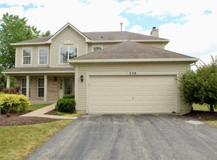 238 Clifton Ln, Bolingbrook, IL 60440