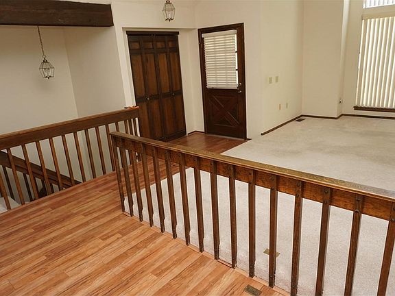 3rd image of 8126 Carr Ct