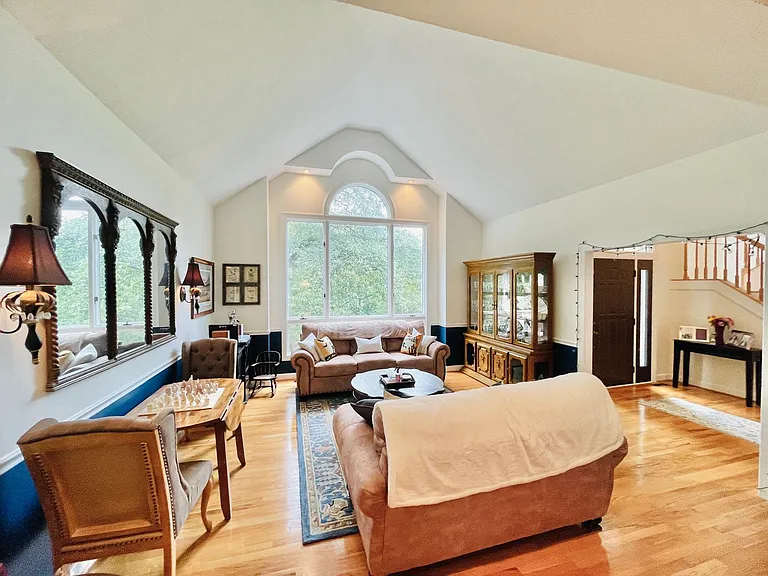 1474 Freeman Dr — Photo 19