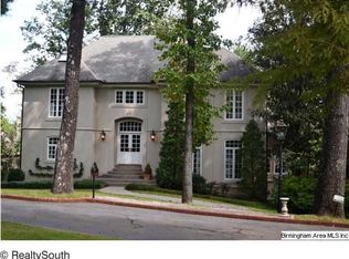 2729 Lockerbie Cir, Birmingham, AL 35223