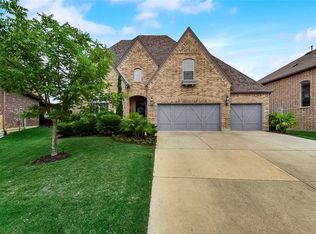7312 Paluxy Dr, Irving, TX 75039