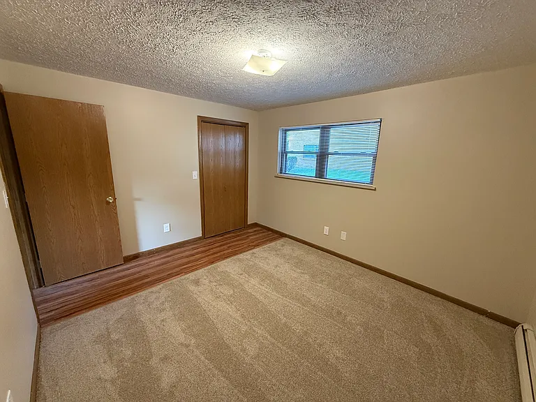 3928 Frederick St — Photo 10