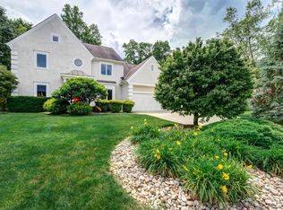 5442 Turnberry Dr, Westerville, OH 43082