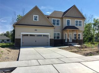 83 Avalon Meadows Ln, East Amherst, NY 14051