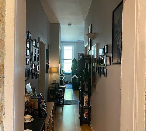 5th image of 848 N Hermitage Ave APT 1