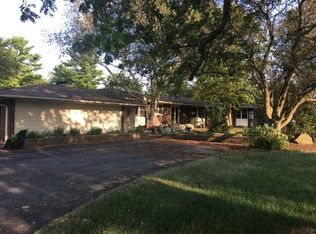 825 Stockholm Rd, Paxton, IL 60957