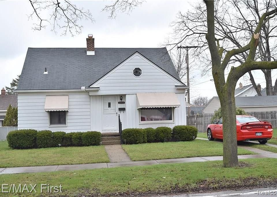 1st image of 2666 Catalpa Dr