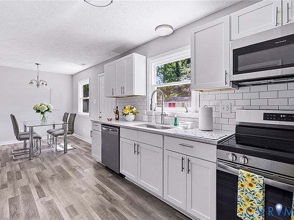 2nd image of 6110 Overland Dr