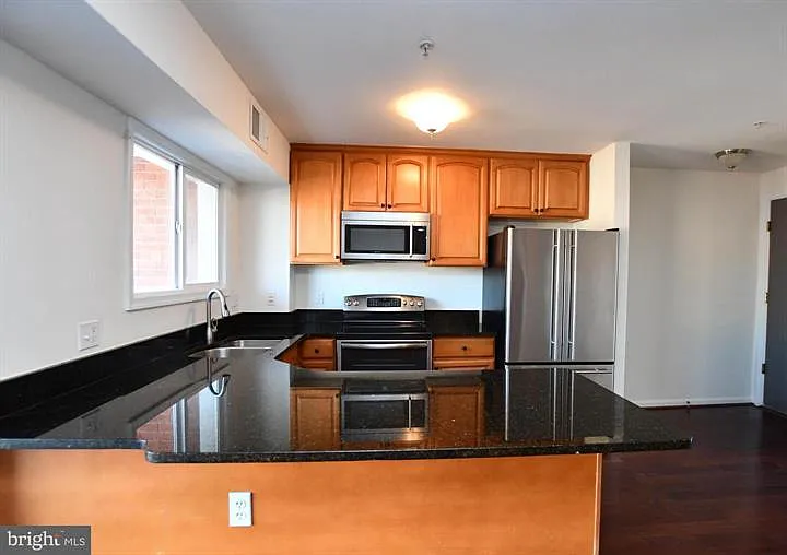 1386 Bryant St NE #302 — Photo 25
