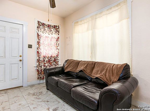 3rd image of 507 Humboldt St