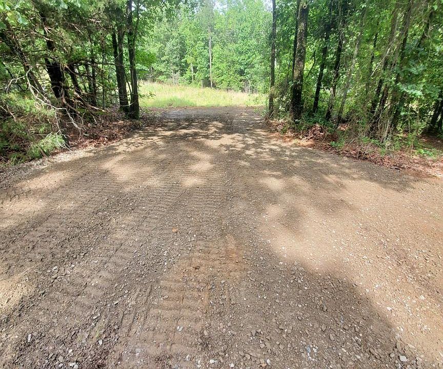 2nd image of 599 Beryl Rd S