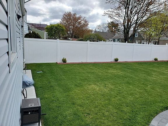 4th image of 316 W Nicholai St